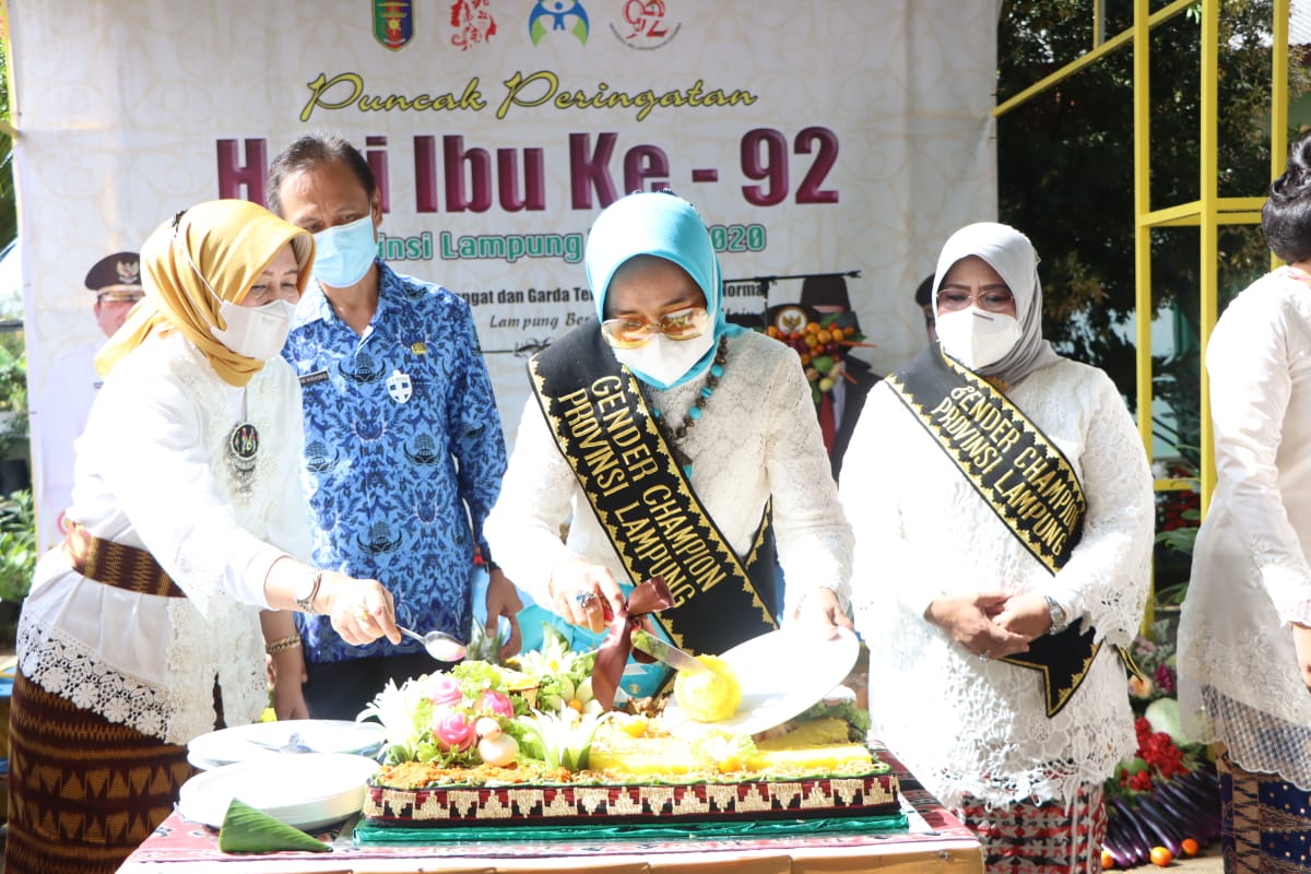 Gubernur Lampung Hadiri Peringatan Hari Ibu Ke-92 Dan Hari Kesetiakawanan Sosial Nasional Tahun 2020