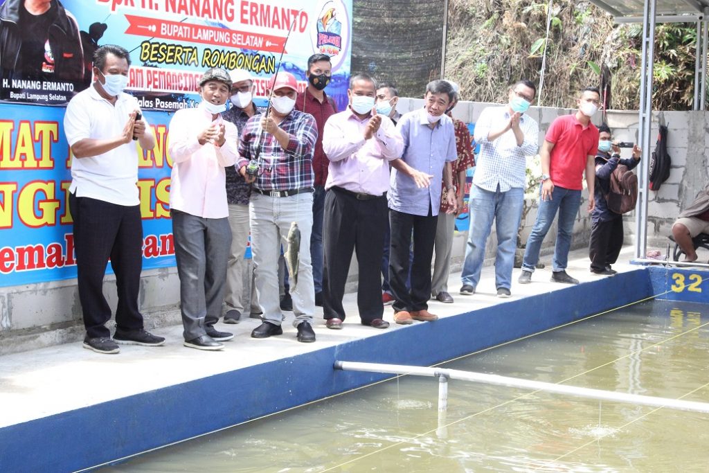 Resmikan Pemancingan Pelangi Kec. Palas, Nanang Harap Aktivitas Memancing Dapat Jadi Icon Baru Di Lamsel