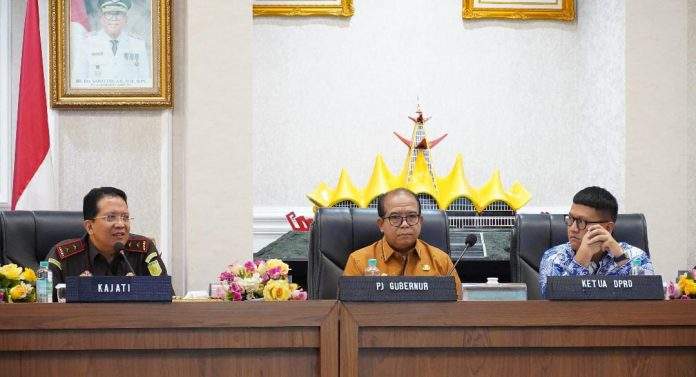 Ketua DPRD Provinsi Lampung Hadiri Rakor Pengawasan dan Ketahanan Pangan Tahun 2025