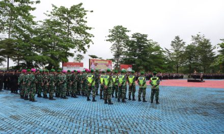 Kapolres Pesawaran Pimpin Apel Gelar Pergeseran Pasukan, Tegaskan Komitmen Netralitas dan Keamanan PSU 2025