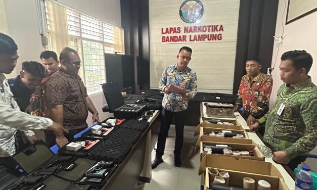 Lapas Narkotika Bandar Lampung Tingkatkan Kesiapsiagaan melalui Pengecekan Alat Pengamanan