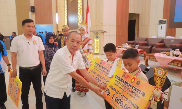 HUT Bhayangkara Polda Lampung Ke-79 : Turnamen Catur Piala Kapolda Cup Berakhir
