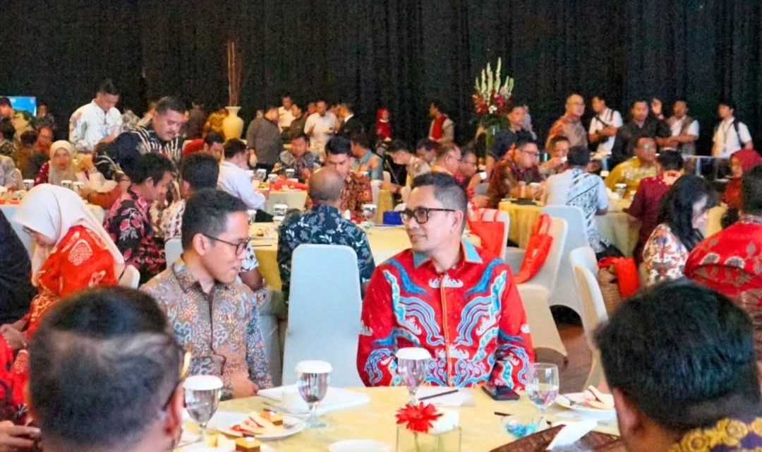 Kepala Dinas Kominfo Kota Bandar lampung, Rizky Agung Ariesantho, S.T Mengikuti Acara Forum Nasional Komunikasi dan Digital. Rangkaian Kegiatan ini Merupakan Bagian Dari Musyawarah Nasional (Munas) VII APEKSI Tahun 2025
