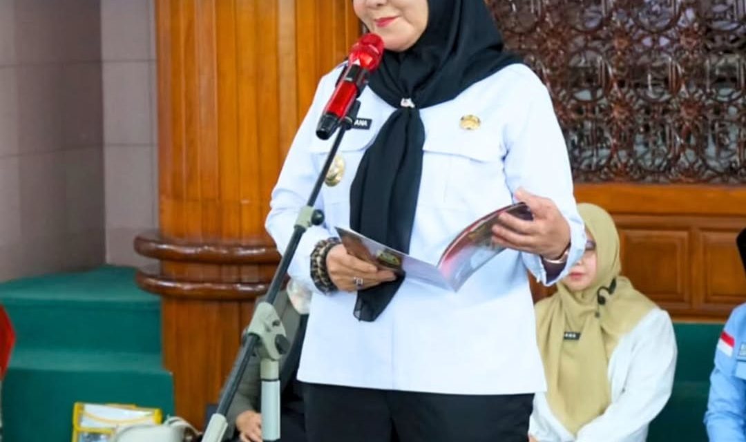 Walikota Bandar Lampung, Hj. Eva Dwiana Melepas Sebanyak 1500 Jamaah Calon Haji Kota Bandar Lampung Secara Resmi di Masjid Al- Furqon