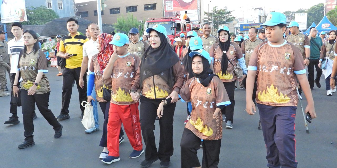 DALAM RANGKA HUT KOTA BANDAR LAMPUNG PEMKOT BANDAR LAMPUNG GELAR JALAN SEHAT DAN SENAM DISABILITAS