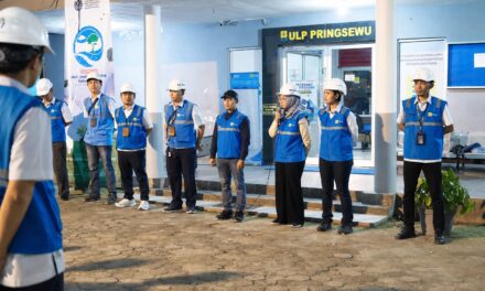 Pastikan Listrik Aman di Pusat Keramaian, PLN UP3 Pringsewu Lakukan Pemeriksaan Bersama Aparat Keamanan*